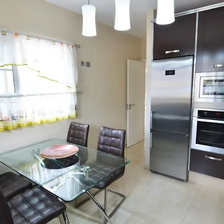 Villa Mariposa With Private Pool, Cactus Garden, Bbq & Wifi - Suitable For Families By Holidayshome Costa Adeje (Tenerife)
